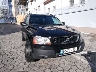 Volvo XC90 foto 1