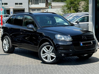 Volkswagen Touareg foto 1