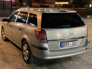 Opel Astra foto 6