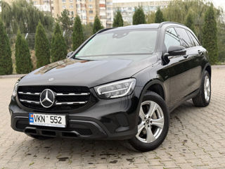 Mercedes GLC foto 1