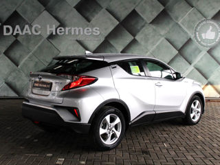 Toyota C-HR foto 3