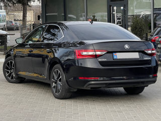 Skoda Superb foto 5