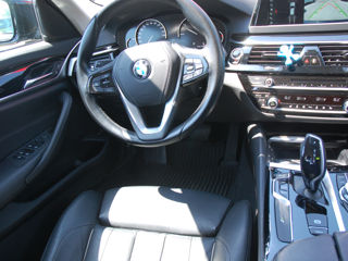 BMW 5 Series foto 7