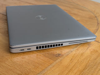 Dell Latitude 5520 i7-1185G7 3.0GHz foto 6