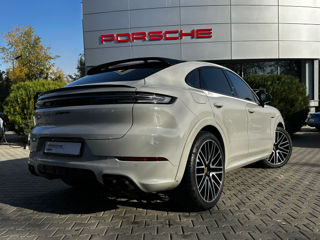 Porsche Cayenne Coupe foto 5