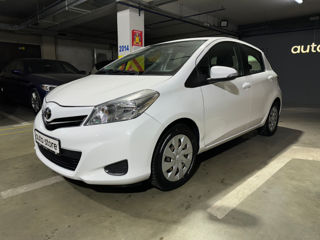 Toyota Yaris foto 2