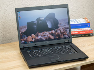 Dell Latitude E5500/ Intel P7350/ 4Gb Ram/ 128Gb SSD/ 15.6" HD!! foto 2