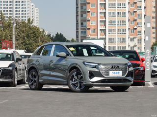 Audi Q4 e-tron foto 2