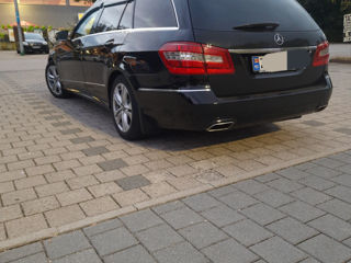 Mercedes E-Class foto 3