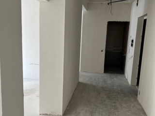 Apartament cu 2 camere, 65 m², Botanica, Chișinău foto 5