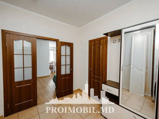 Apartament cu 2 camere, 55 m², Centru, Chișinău foto 11
