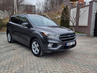 Ford Kuga foto 3