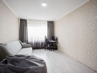 Apartament cu 2 camere, 66 m², Buiucani, Chișinău foto 3