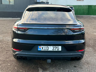 Porsche Cayenne Coupe foto 6