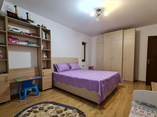 Apartament cu 2 camere, 71 m², Buiucani, Chișinău foto 5