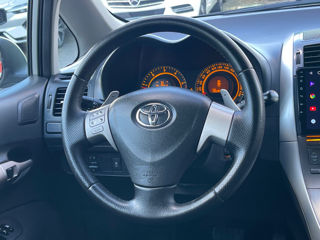 Toyota Auris foto 8