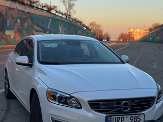 Volvo S60 foto 3