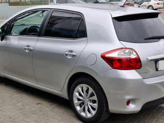 Toyota Auris foto 4