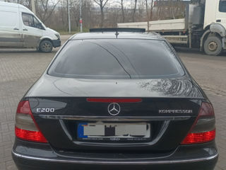 Mercedes E-Class foto 9