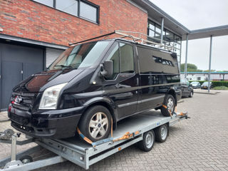 Ford Transit turneo foto 2