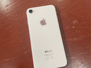 iPhone 8