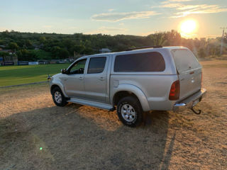 Toyota Hilux foto 2