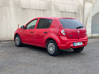 Dacia Sandero foto 4