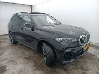 BMW X7 foto 3