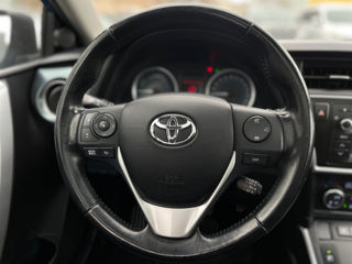 Toyota Auris foto 11