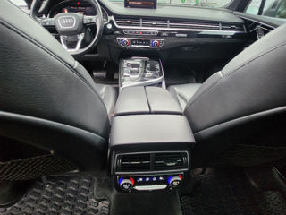 Audi Q7 foto 15