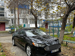 Ford Fusion foto 8