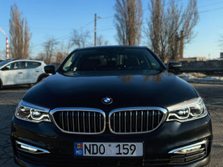 BMW 5 Series foto 1