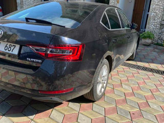 Skoda Superb foto 4