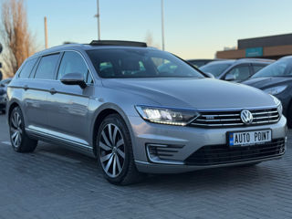 Volkswagen Passat foto 2