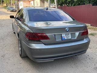 BMW 7 Series foto 3