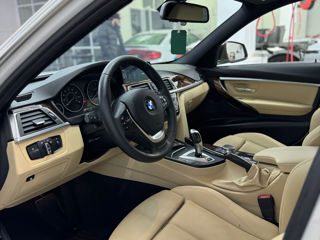 BMW 3 Series foto 7