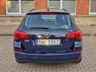 Opel Astra foto 3