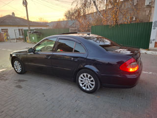 Mercedes E-Class foto 5