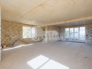 Townhouse 3 nivele, 280 mp, 175000 € foto 7