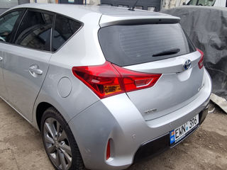 Toyota Auris foto 4