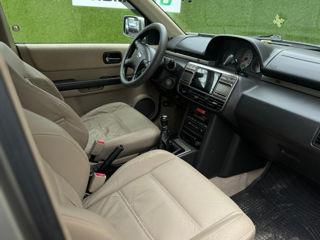 Nissan X-Trail foto 7