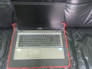 Laptop - Terra mobile 1529 H	--15.6