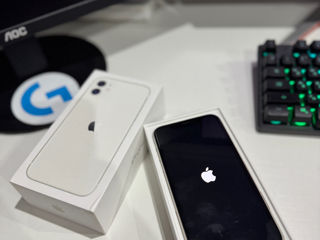 iPhone 11 64Gb White foto 2