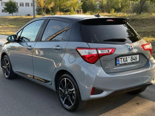 Toyota Yaris foto 3