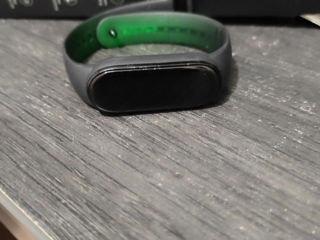 продам mi band 5