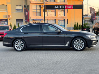 BMW 7 Series foto 11