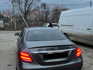 Mercedes E-Class foto 3