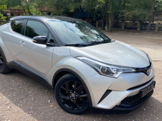 Toyota C-HR foto 4