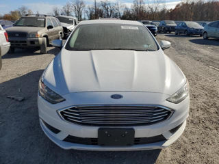 Ford Fusion foto 2