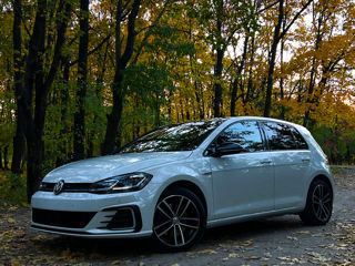 Volkswagen Golf foto 2